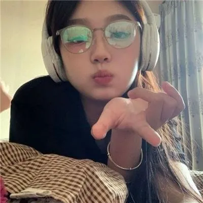 【爆笑同居】《宠物情人》志尊淳入山法子：职场女强人捡到年下美少年当宠物养，超甜同居生活